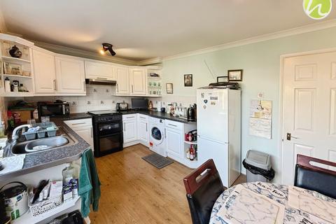 143 Branksome Avenue, Stanford-le-hope, SS17 8BY