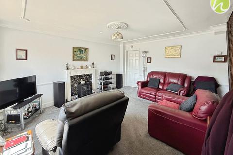 143 Branksome Avenue, Stanford-le-hope, SS17 8BY