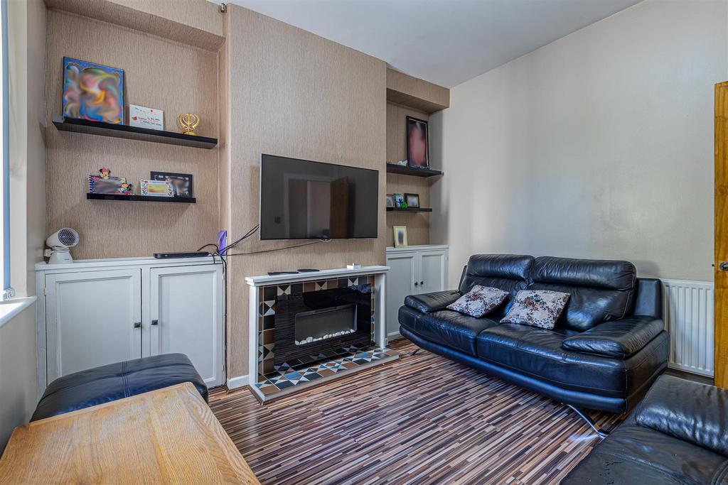 Moorland Road 81-12.jpg