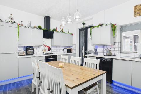 Vincent Street, Hyde, SK14 5QX