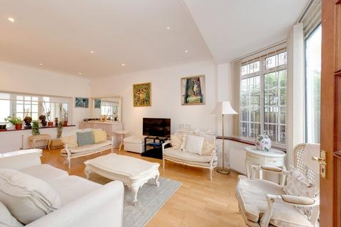 undefined, Dunstan Road, London