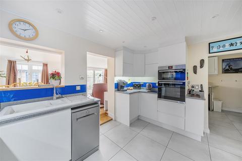 3 bedroom cottage for sale, Lower Woodford, Salisbury SP4