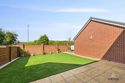 43 Arnfield Drive, Hilton, Derby, DE65 5AA