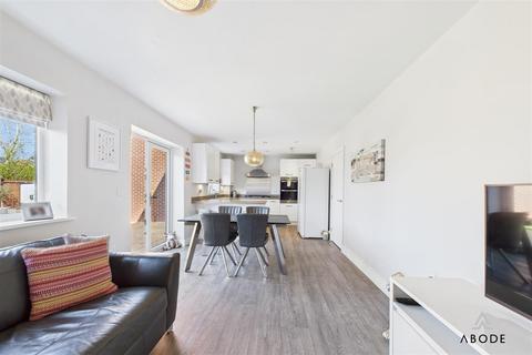 43 Arnfield Drive, Hilton, Derby, DE65 5AA