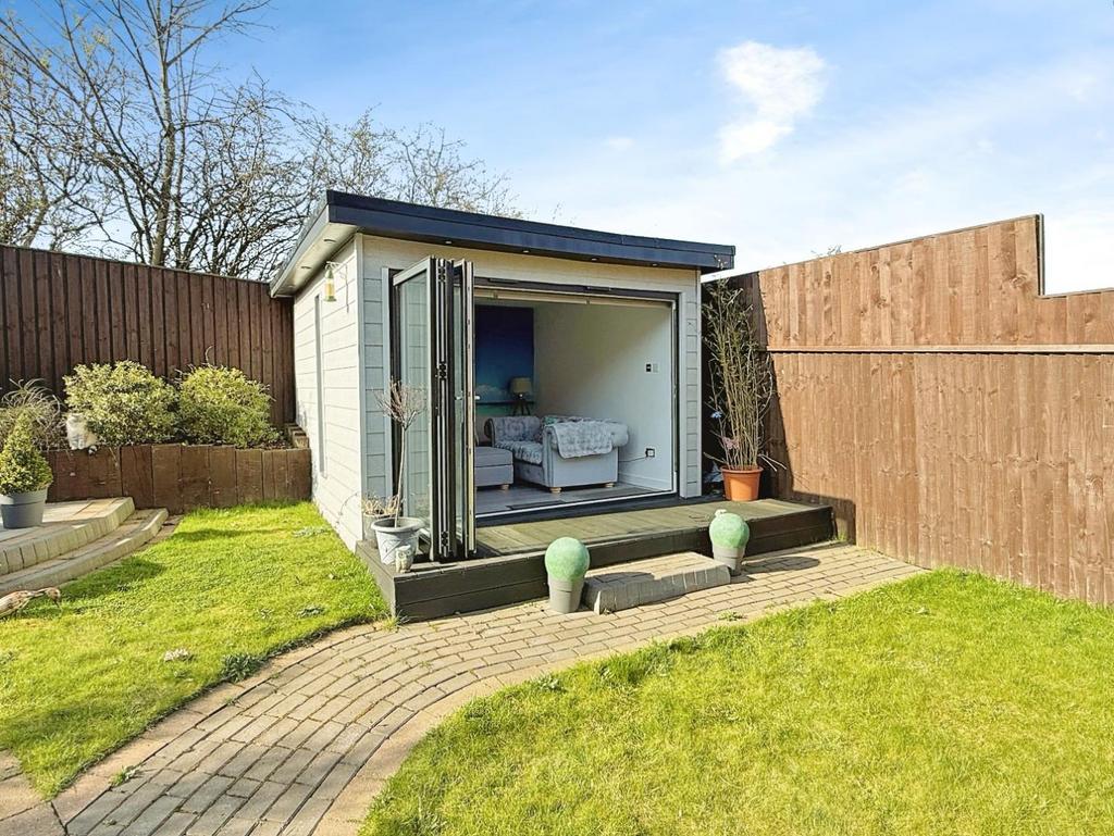 Garden room