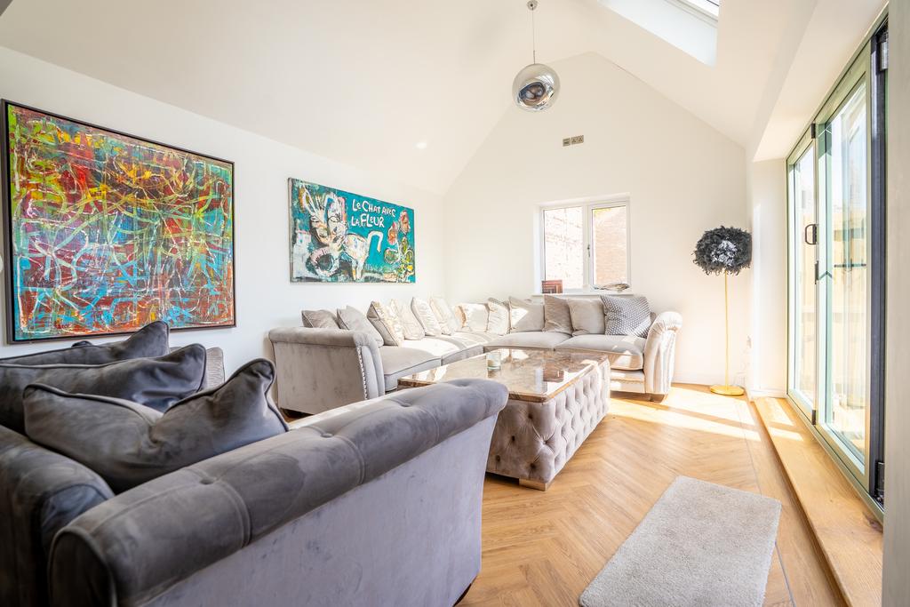 Living room 2