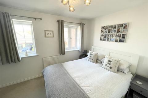 2 bedroom terraced house for sale, Murrell Way, Sutton Grange, Shrewsbury