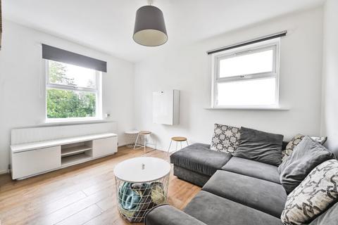 1 bedroom flat for sale, 80 Burnt Ash Hill, London SE12