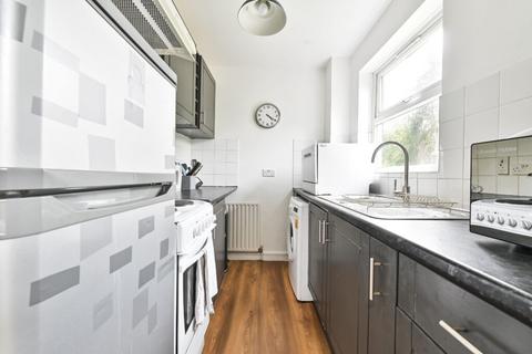 1 bedroom flat for sale, 80 Burnt Ash Hill, London SE12