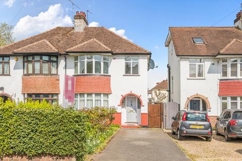 14 Cobham Road, Fetcham, Leatherhead, KT22 9AW