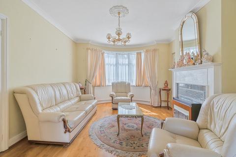 14 Cobham Road, Fetcham, Leatherhead, KT22 9AW
