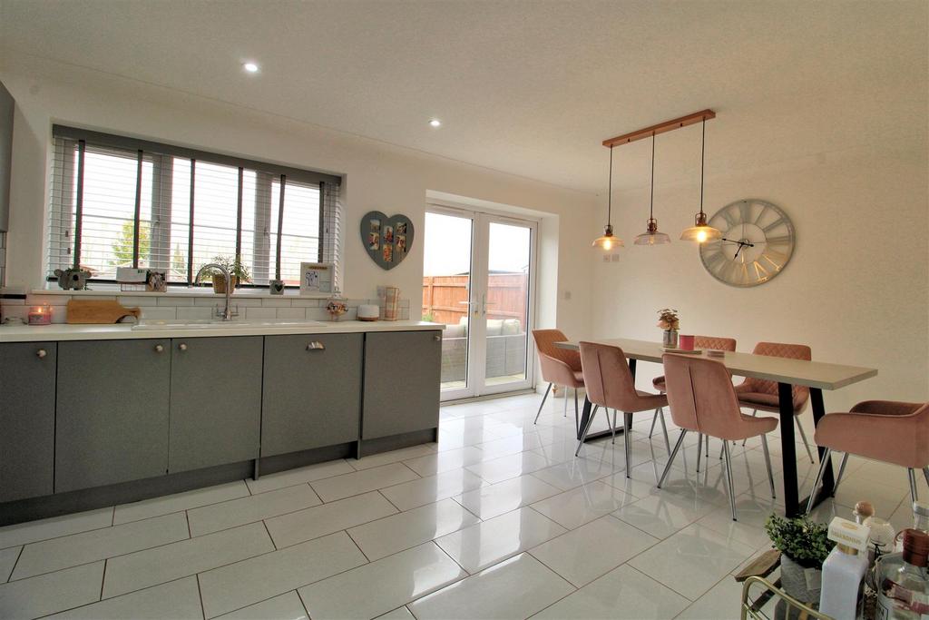 Kitchen Diner