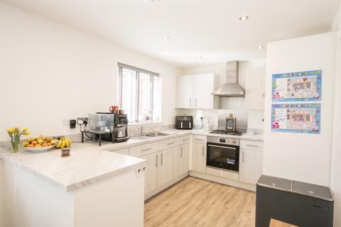 5 bedroom detached house for sale, Hodgson Avenue, Leiston