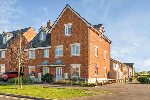 4 bedroom semi-detached house for sale, Vale Road, Cheltenham GL52
