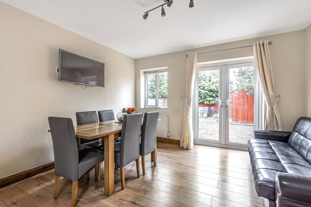 Sitting/Dining Room