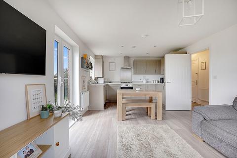 2 bedroom flat for sale, 3 Quarry Close, Wouldham ME1