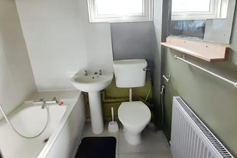 1 bedroom ground floor flat for sale, Andrewes Street, Leicester