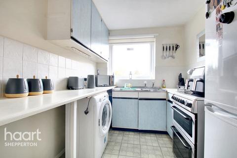 undefined, Annett Close, Shepperton