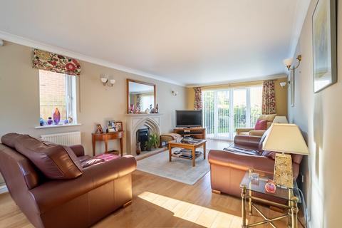 94 Broadmanor, Pocklington, York, YO42 2GB