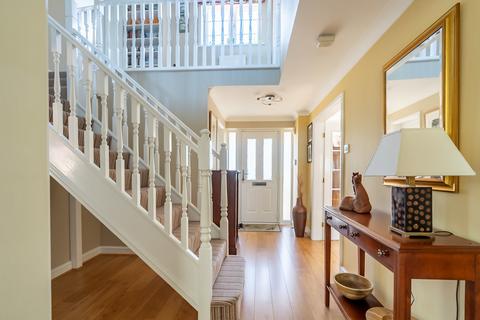 94 Broadmanor, Pocklington, York, YO42 2GB