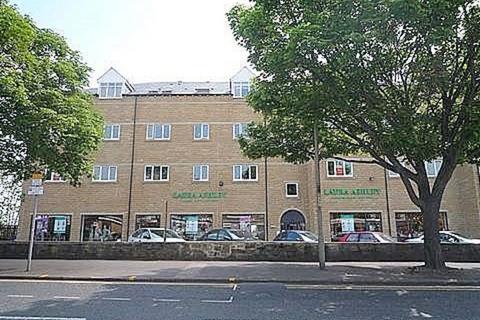 2 bedroom apartment to rent, Otley Road, Shipley BD18