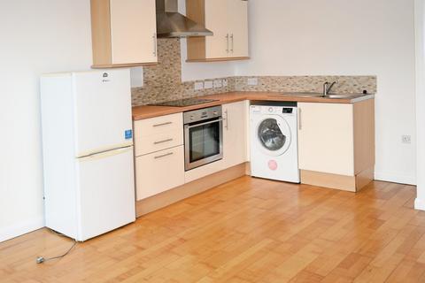2 bedroom apartment to rent, Otley Road, Shipley BD18