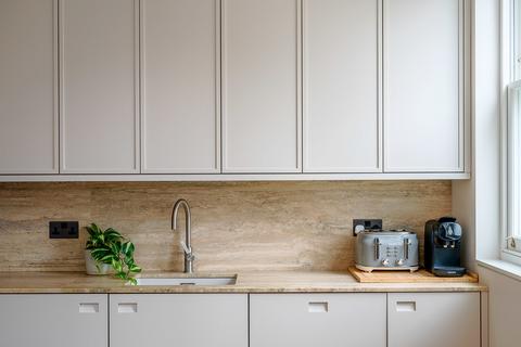 2 bedroom apartment for sale, Stukeley Street, Seven Dials WC2