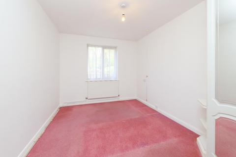 1 bedroom flat for sale, Dingles Court, Pinner HA5