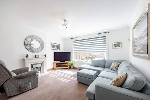 33 Avondale Crescent, Armadale, Bathgate, EH48 3HL