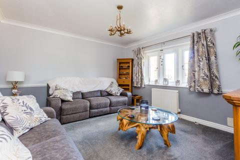 5 bedroom detached house for sale, Newton Road, Rushden NN10