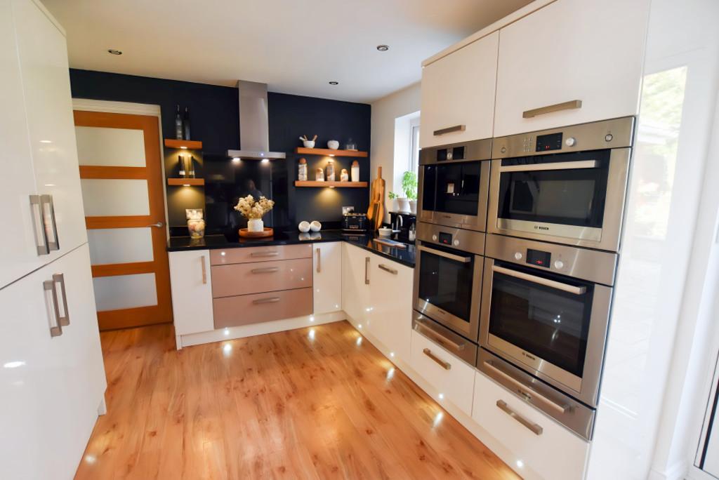 Dining Kitchen 3