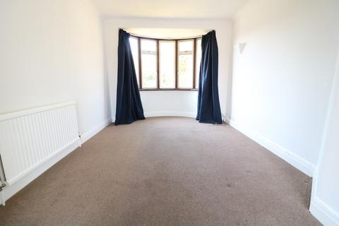 4 bedroom semi-detached house to rent, Parkway, Dorking