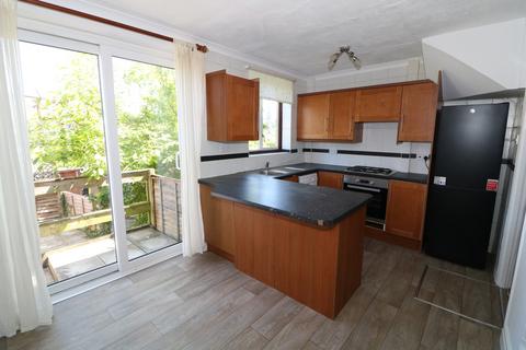 4 bedroom semi-detached house to rent, Parkway, Dorking