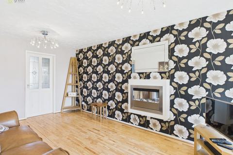 152 Cheswood Drive, Minworth, Sutton Coldfield, B76 1XY