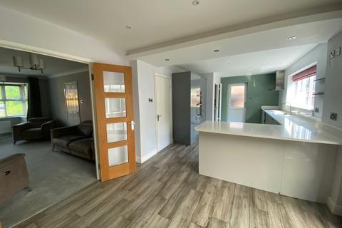 5 Bath Lane, Hixon, Stafford, ST18 0FG