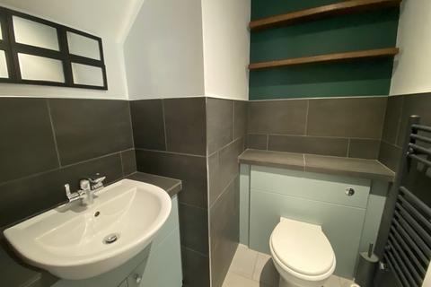 5 Bath Lane, Hixon, Stafford, ST18 0FG