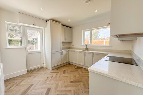 9 Highams Road, Hockley, SS5 4DG
