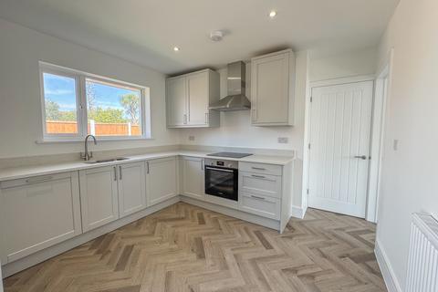 9 Highams Road, Hockley, SS5 4DG