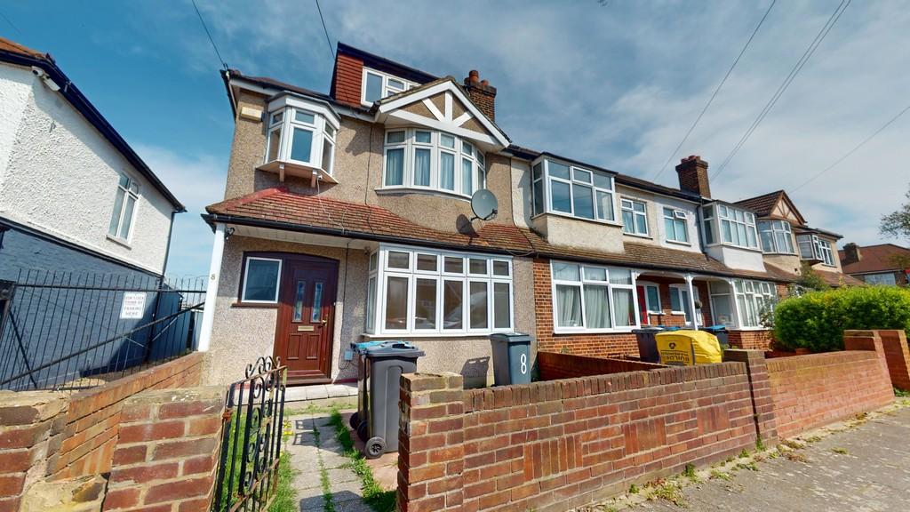 8-Rowan-Crescent-04082025 153427