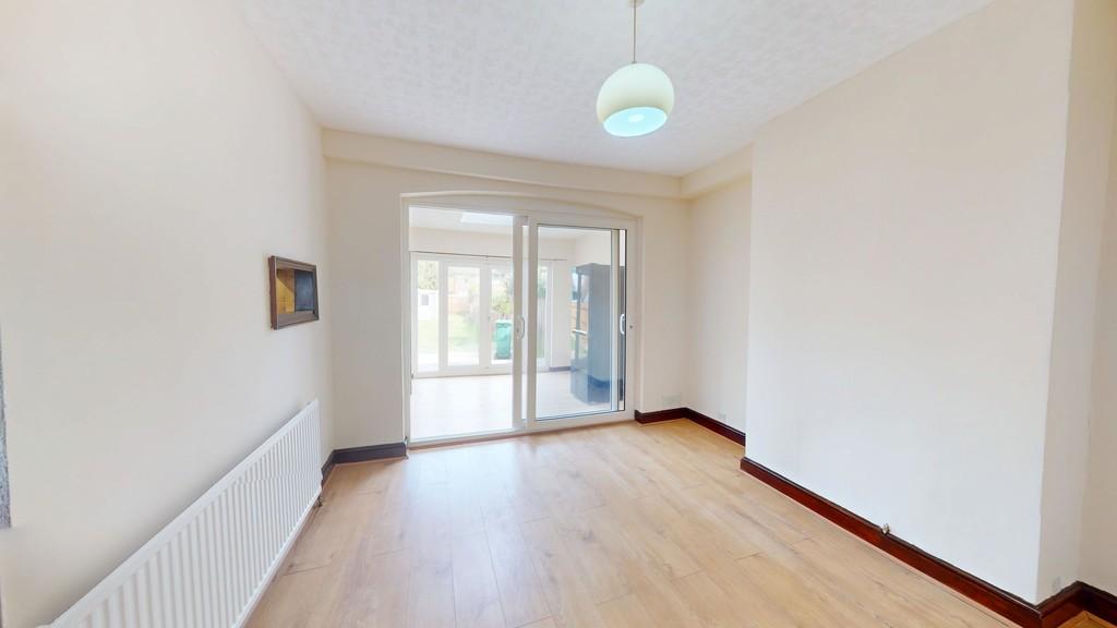 8-Rowan-Crescent-04082025 151145