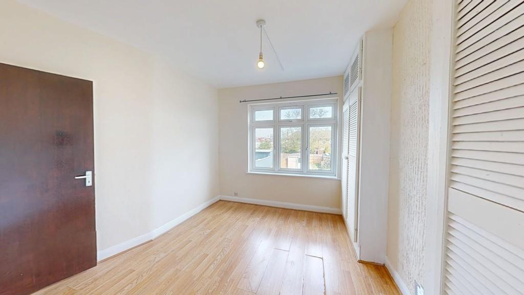 8-Rowan-Crescent-04082025 151603