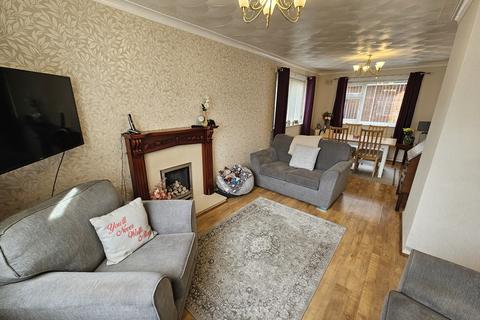 3 bedroom link detached house for sale, Links Road, Heywood, OL10 2AY