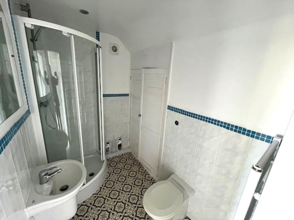 Ensuite 2