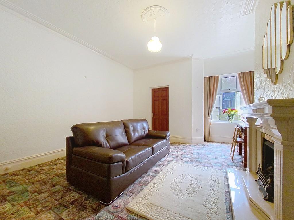 Living Room / Dining Room