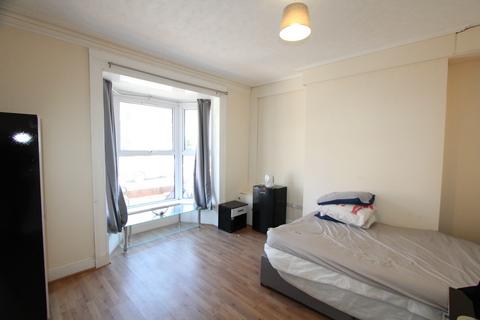 6 bedroom terraced house for sale, Albert Street, Wrexham