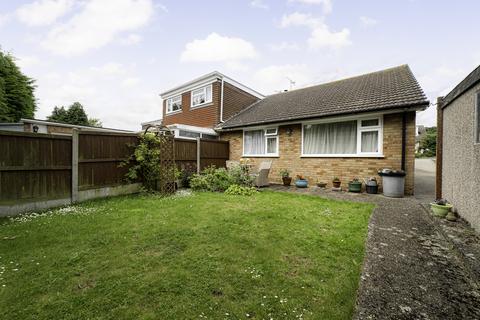 9 Whatmer Close, Sturry, Canterbury, CT2 0JJ