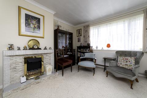9 Whatmer Close, Sturry, Canterbury, CT2 0JJ