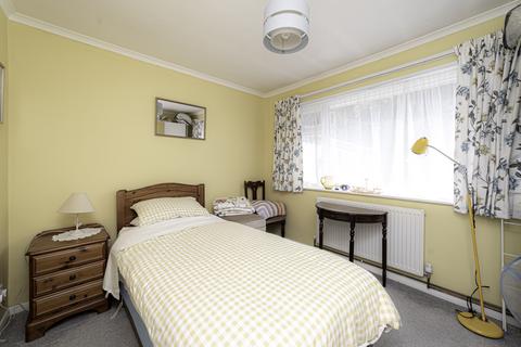 9 Whatmer Close, Sturry, Canterbury, CT2 0JJ