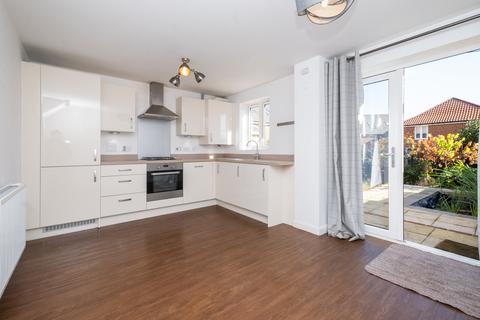 10 Coalfield Grove, Aylesham, Canterbury, CT3 3FX