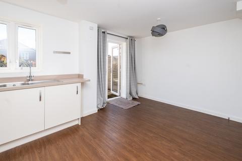 10 Coalfield Grove, Aylesham, Canterbury, CT3 3FX